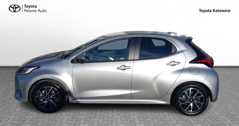 Toyota Yaris cena 92900 przebieg: 10116, rok produkcji 2022 z Brzostek małe 172